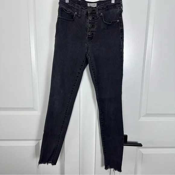 Madewell (27) 9” Black High Rise Skinny Button Fly Minimalist Quiet Luxury Look - Picture 2 of 9